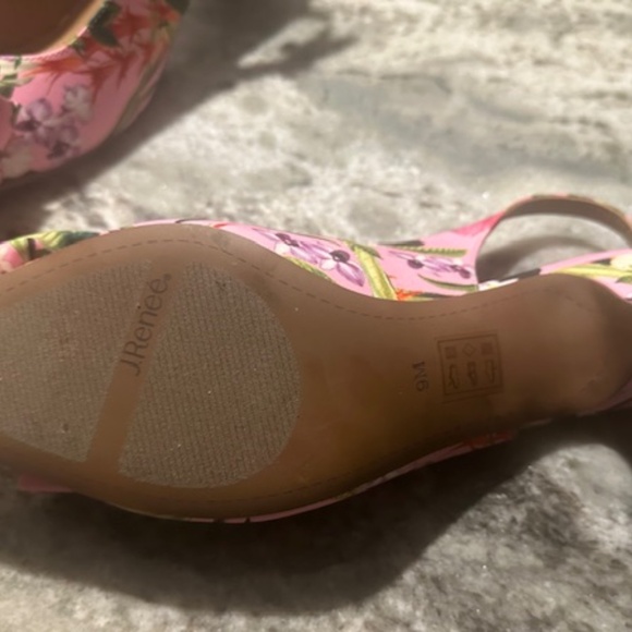 J Renee Pink Floral Bow Pattern Singback Shoe. BRAND NEW NEVER WORN!!! Size 9 M - Picture 4 of 16